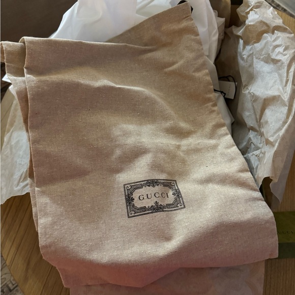 Gucci White and Cream Mules with Slip-On Style and Distinctive Pattern - Picture 7 of 9